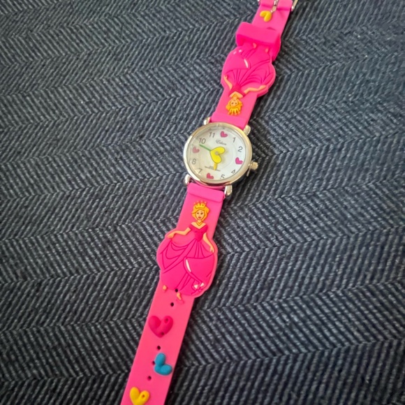 Brand New Kids Watch - Picture 5 of 6